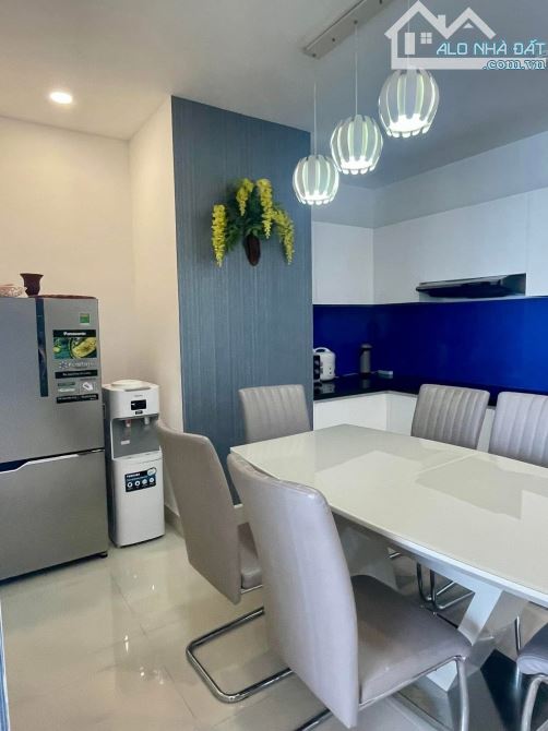 Cho thuê căn hộ 2PN view biển, full nội thất đẹp toà nhà Vũng Tàu Melody, 10 triệu - 10