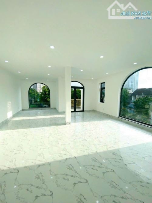 Chủ gửi BÁN CĂN GÓC MẶT TIỀN 181 THÂN VĂN NHIẾP QUẬN 2, sổ hồng 3 tầng st, + HĐ thuê 60tr - 10