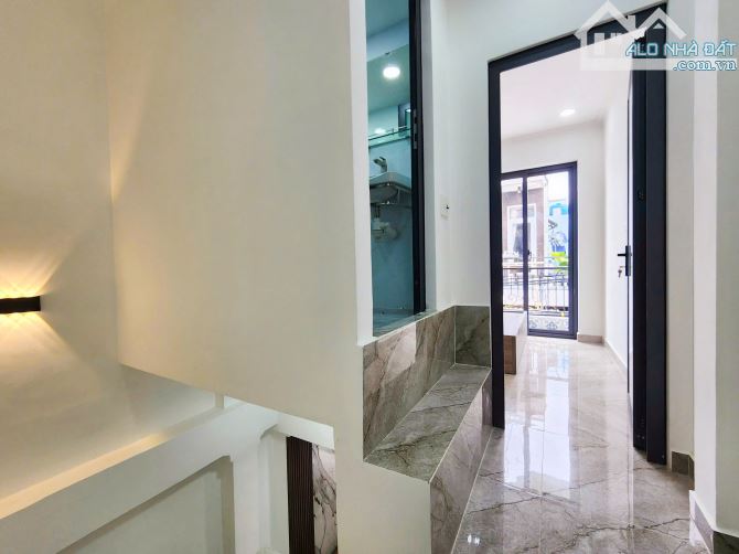 - NHÀ PHỐ 1 LẦU MỚI HOÀN THIỆN MẶT TIỀN HẺM 3M TRẦN VĂN KHÁNH Q7 - 10