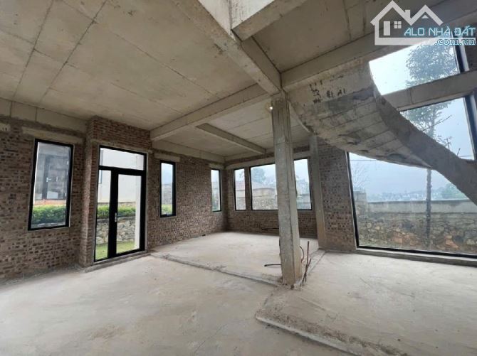 29.99 Tỷ /408 M2/ 3 tầng/22 M tiền/ BT thô Tiến Xuân/ Thạch Thất - 10