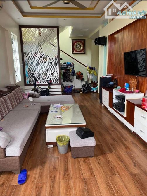 Bán nhà TĐC Gốc Lim, Tổ 1, Đằng Hải, Hải An, chỉ 8.9tỷ - 10