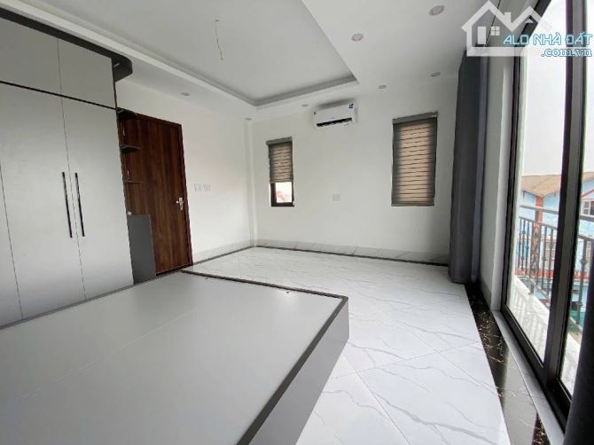 Bán nhà Khuyến Lương. 7 tầng mới tinh - tháng máy - lô góc. Hàng xóm Gamuda - 10
