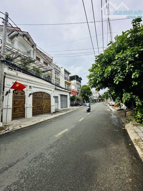 🔥🔥Bán nhà 2 Tầng- Biệt Thự MiNi NGANG 10M,gần Kha Vạn Cân,Linh Tây Thủ Đức,Hẻm OTO - 11