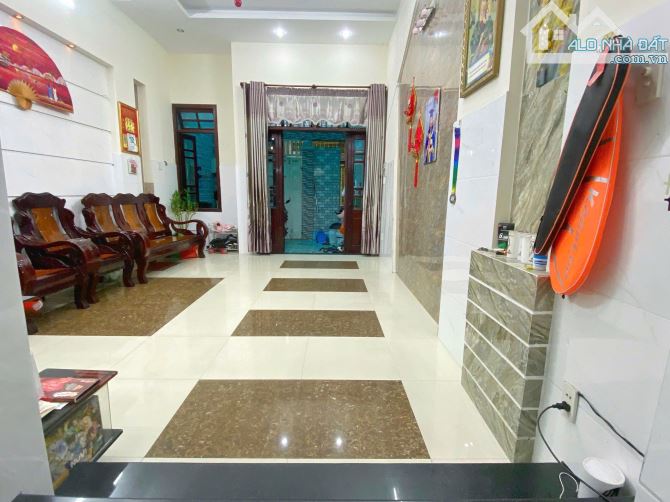 Siêu phẩm 3 Tầng DT đất 106m Đinh tiên hoàng Hải Châu Chỉ  4tyx nhỏ xinh - 11