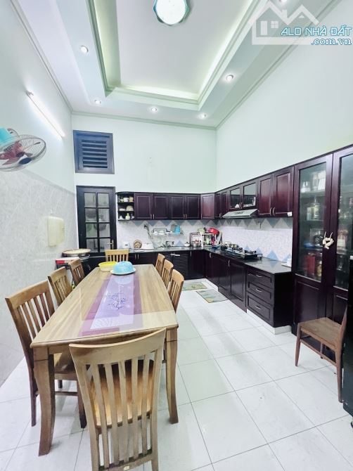 Bán mặt tiền Lê Niệm, 8x20m, 5 tầng siêu ngon chỉ 21 tỷ - 1