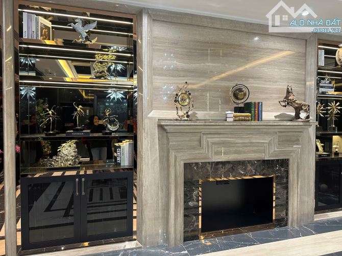 VỊ TRÍ VÀNG - BÁN NHÀ LIỄU GIAI - BA ĐÌNH 80M2 - 5 TẦNG THIẾT KẾ - Ô TÔ TRÁNH - 2 THOÁNG - 1