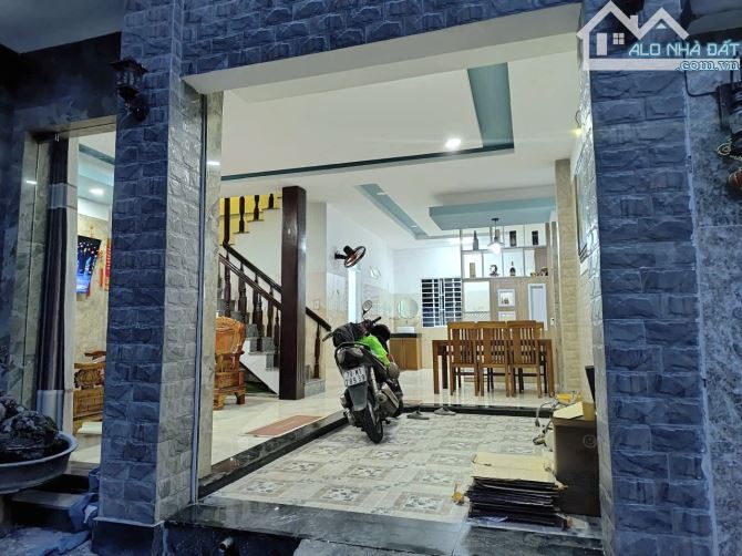 🏡 BÁN NHÀ 3 TẦNG ĐẸP HẺM Ô TÔ – ĐẦY ĐỦ NỘI THẤT – GIÁ CHỈ 3,4 TỶ‼️ - 1