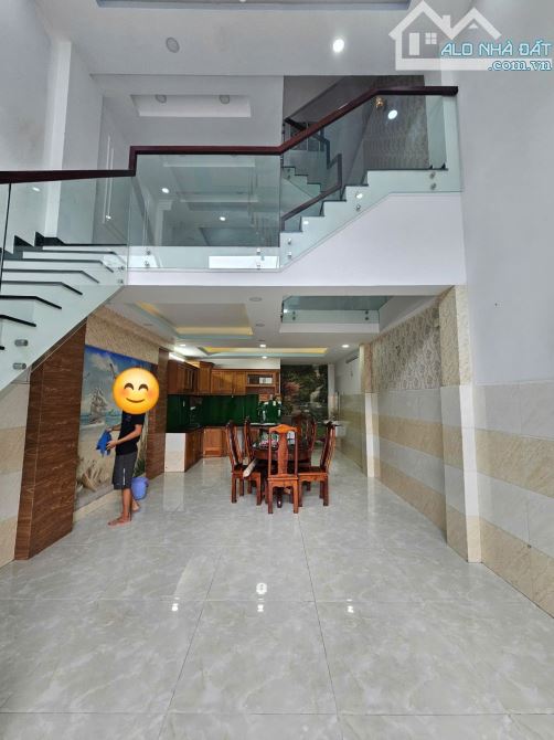 BÁN NHÀ HẺM XE HƠI GÒ DẦU KHÔNG LỘ GIỚI KHÔNG QUY HOẠCH 56M2 - 5 TẦNG NHỈNH 7 TỶ - 1