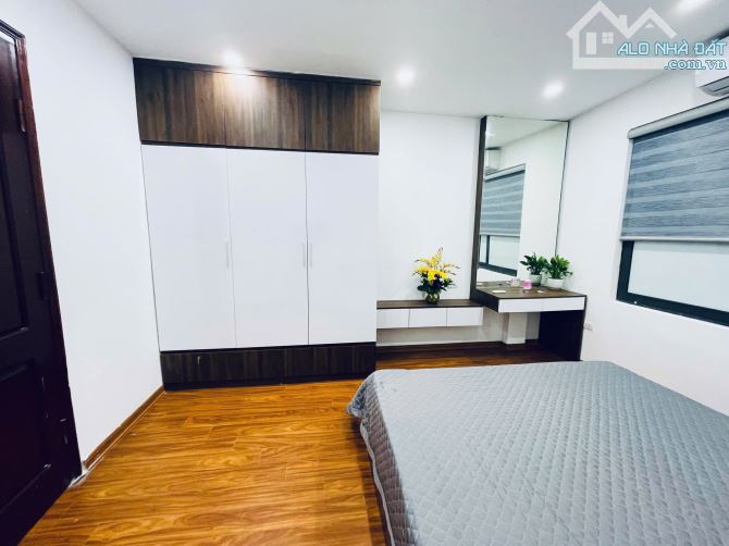 Nhà Đẹp Tân Mai Full Nội Thất – Dọn Vào Ở Ngay – 28M2- 5 Tầng- Giá Chỉ 5.85 Tỷ - 1