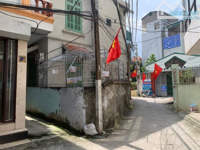 BÁN ĐẤT CỔ ĐIỂN A. GẦN IEC TỨ HIỆP . 1 NHÀ Ô TÔ . DT 47M . MT 4 M . QUÁ ĐẸP ĐÀU TƯ - 1