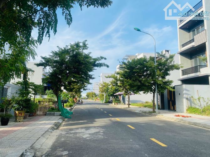 Cần bán đất Nam Hoà Xuân. Đã có sổ đỏ. Giá từ 4ty45 - 1