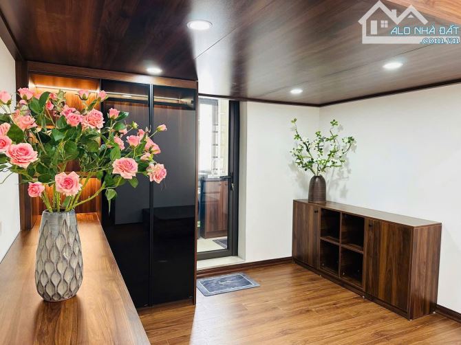 HÀNG HIẾM-CĂN HỘ TẬP THỂ LÔ GÓC PHỐ TRẦN HƯNG ĐẠO-2 MẶT THOÁNG SÁNG CHỈ HƠN 4tỷ - 1