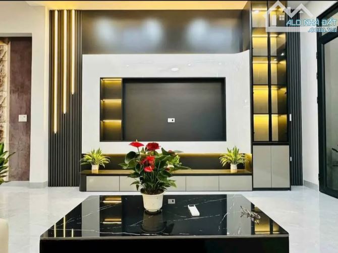 HƠN 7 TỶ - 40M - BÁN NHÀ DÂN XÂY NGỌC THỤY, LONG BIÊN, Ô TÔ ĐỖ CỬA, GẦN VIỆT PHÁP, KHAI - 1