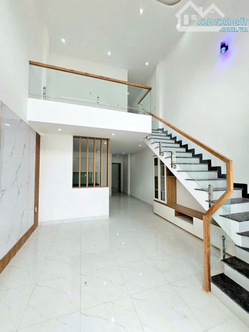 GÁC LỬNG SIÊU ĐẸP TRUNG TÂM THẠNH PHÚ 700 TRIỆU NHẬN NHÀ 🏡 - 1