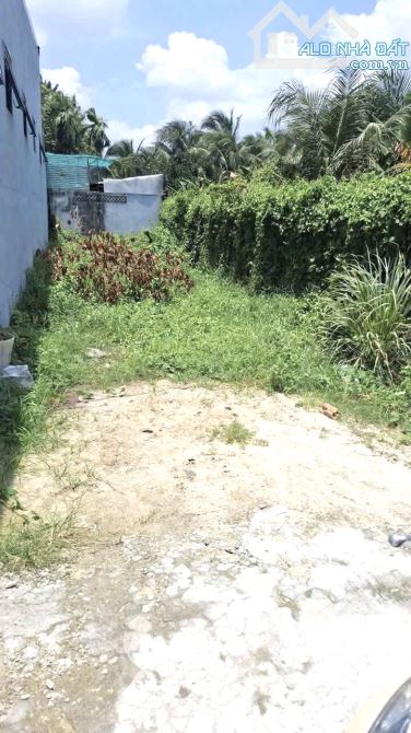 Bán đất mặt tiền Bình Nhâm 23 đường thông ra Nguyễn Hữu Cảnh rất đẹp - 1
