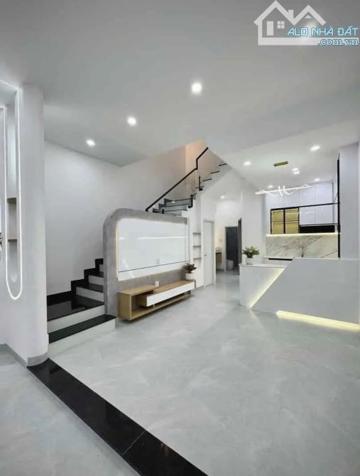 CHỦ CẦN BÁN NHANH NHÀ PHỐ GẦN UBND XÃ RẠCH KIẾN – LONG AN – 99.3m² – GIÁ CHỈ 2 TỶ360 SHR - 1