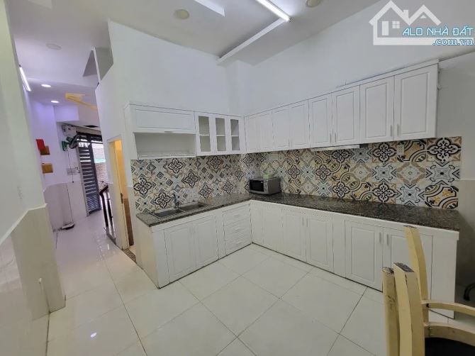 NHÀ 4 TẦNG – 4 PHÒNG NGỦ – GẦN VÒNG XOAY LÊ ĐẠI HÀNH – GIÁ CHỈ 5.2 TỶ! - 1