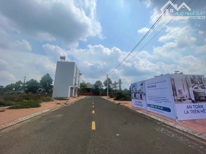 DUY NHẤT 1 LÔ ĐẤU GIÁ TDP 4 - ĐƯỜNG NGUYỄN HỒNG ƯNG. (KHÔNG LỖI) —————— B12 Mặt đườn - 1