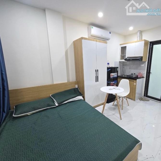 Quanh 8 Tỷ - Cầu Diễn - Dòng tiền 30tr/ tháng - 5 tầng - 9 phòng khép kín -OTO ĐỖ CỔNG - 1