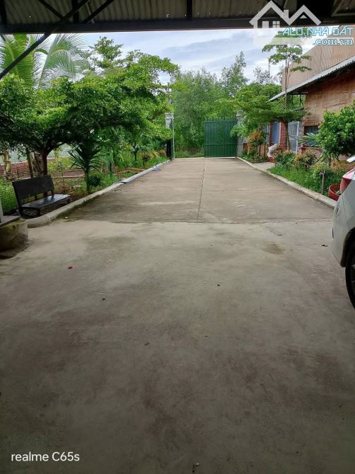 BÁN 2000M2 TẠI XÃ SUỐI RAO, CHÂU ĐỨC, BA RỊA VŨNG TÀU, CO NHÀ CẤP 4, GIÁ CHỈ 1.9 TỈ - 1