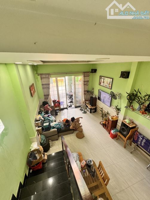 Ở Ngay: 4,65 tỷ - Nhà hxh tới cửa 60m2, 2 tầng, shr, 114/ Tô Ngọc Vân, GV - 1