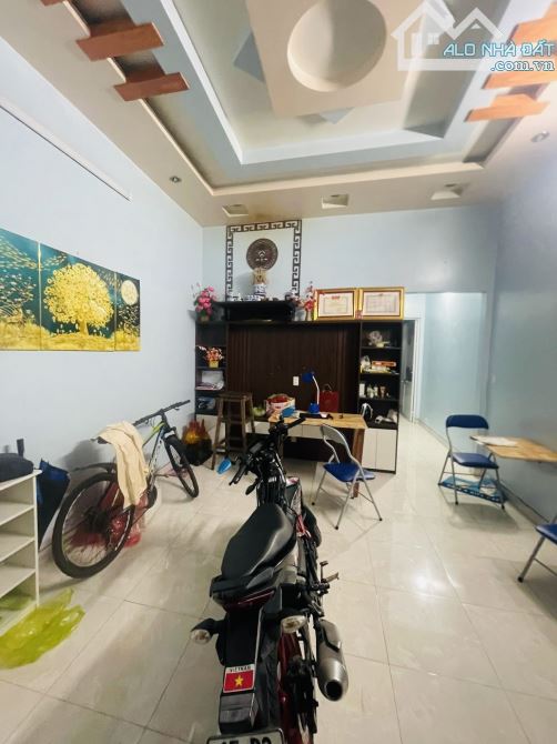 Bán nhà giá rẻ chỉ 1,55 tỷ 57m2 Cam Lộ, Hồng Bàng. - 1