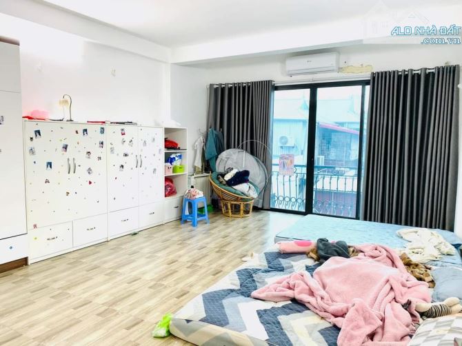 Bán nhà Vạn Phúc ,45m2 5 tầng ,2 ô tô tránh đỗ ,đối diện Galaxy ,giá 13 tỷ có thương lượng - 1