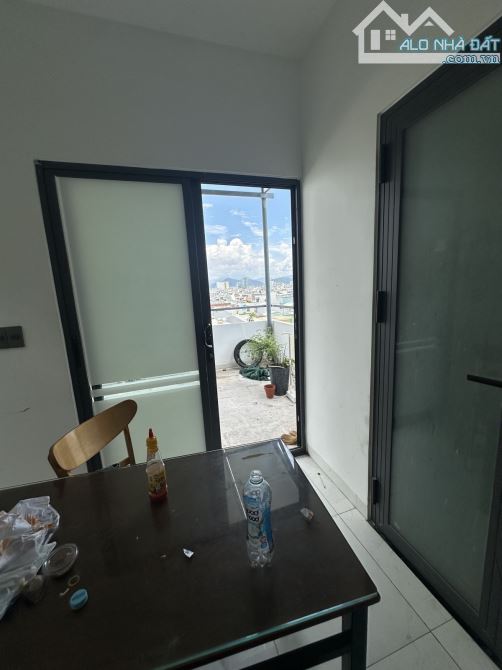 Căn Hộ MT sát PHAN ĐĂNG LƯU - 63m2 - Xây dựng 6 tầng (10 *6.3) 12 Phòng. - 1
