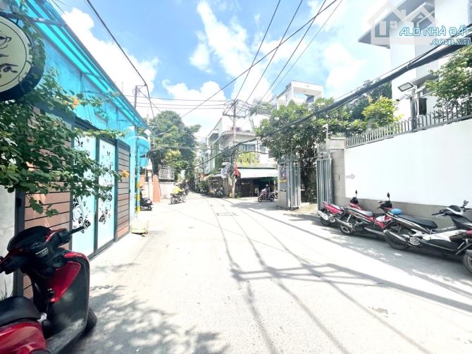 Bán nhà mặt tiền Quang Trung, phường 10, Gò Vấp, 60m2, hẻm 10m, sổ đẹp, giá 11.8 tỷ - 1