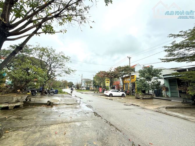 Bán đất 132,5m2 mặt tiền đường Tùng Thiện Vương, cách Phạm Văn Đồng 150m, P. Vỹ Dạ, TP Huế - 1