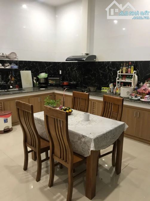 Nhà đẹp Trương Văn Hiến - nằm trục đường tiềm năng cơ hội đầu tư sinh lời - 1