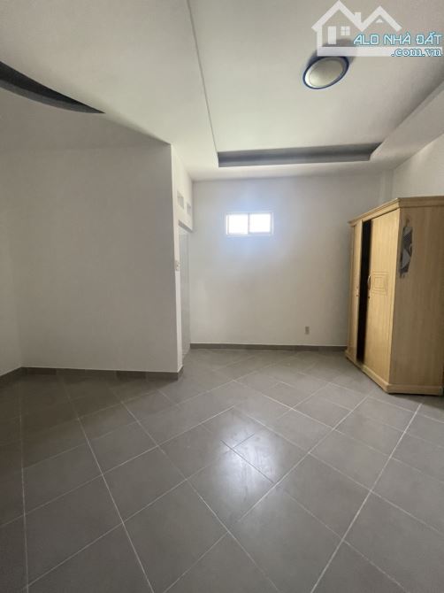 Bán CHDV Nguyễn Xí - P13 đường nhựa xe hơi 5 tấm đang cho thuê sẵn dòng tiền 30tr/th - 1