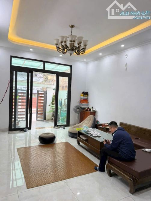 CẦN BÁN NHÀ CỰ KHỐI LONG BIÊN HÀ NỘI . - 1