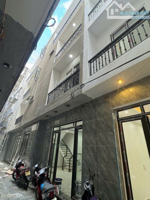 Bán nhà xây mới 4 tầng Phạm Hữu Điều - Trần Nguyên Hãn - 1