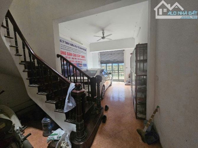 HIẾM  - NỞ HẬU - DIỆN TÍCH LỚN - GẦN PHỐ - TÀU ĐIỆN TRÊN CAO - GIÁ 18,2 tỷ - 1
