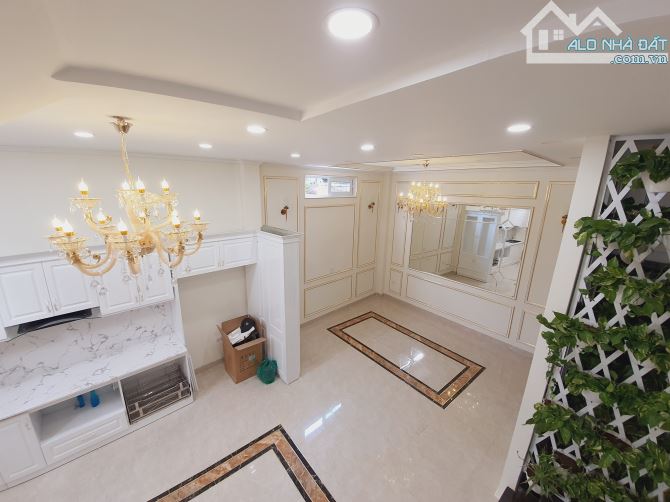 Bán nhà phân lô Phố Trần Quốc Hoàn, 25m2, 5 tầng, ô tô tránh, KD, 2 mặt ngõ, nhỉnh 9 tỷ - 1