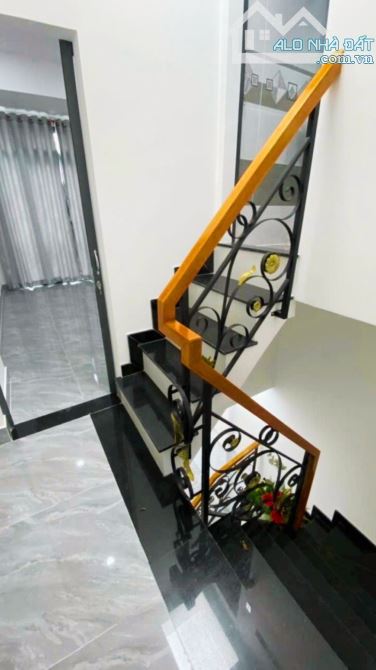 🏠 BÁN NHÀ TRỊNH ĐÌNH TRỌNG, P.5, Q.11 - 2 MẶT TIỀN, HẺM Ô TÔ - 6.X TỶ. - 1