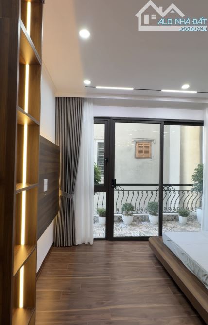 NHÀ XÂY MỚI TRUNG TÂM BA ĐÌNH - 6 TẦNG THANG MÁY - Ô TÔ - NGÕ THÔNG RỘNG THOÁNG - SÁT PHỐ - 1
