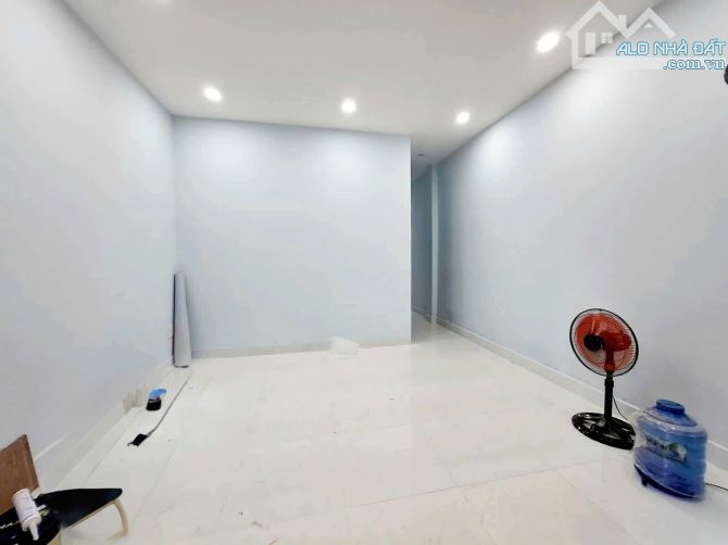 Bán nhà mới Thoại Ngọc Hầu Tân Phú, 2 Tầng, 3PN 4x12M, chỉ 4.9 Tỷ TL - 1