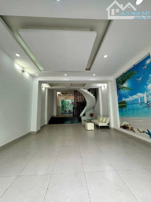 80m2 - Giá 13.6 tỷ - Ngang 5m - Mặt đường số 2B khu Chợ Mới, Phú Mỹ Q7 - 1
