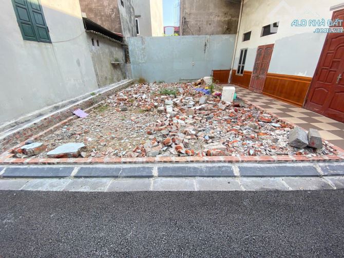 BÁN GÂP 42.5M ĐẤT THỊ TRẤN ĐÔNG ANH, MẶT TIỀN RỘNG 5M. GIÁ 3,3 TỶ CÓ FIX NHẸ - 1