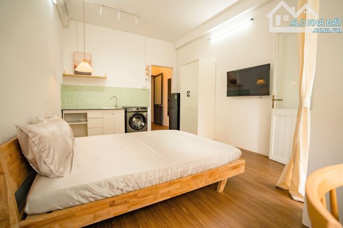 Căn hộ mới ngay quận 1, bancol đón nắng, gần Đại học UEH, Hoa Sen, quận 3 - 1
