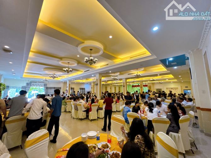 NT087 Gia chủ có tuổi cần cho thuê lại nhà hàng tâm huyết 1600m2 Ngay khi Dân cư .Quang Vi - 1