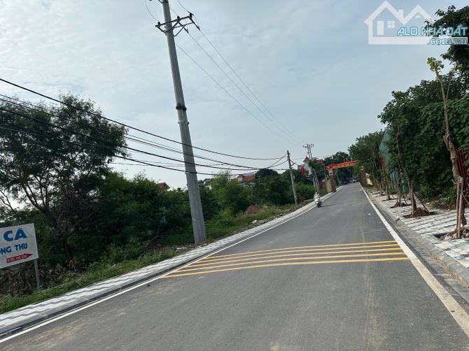 🌟 BÁN ĐẤT MẶT TIỀN ĐẸP – Ô TÔ TRÁNH – GẦN THÀNH PHỐ THÔNG MINH 🌟  📍 Vị trí: Thôn Yên Hà - 1