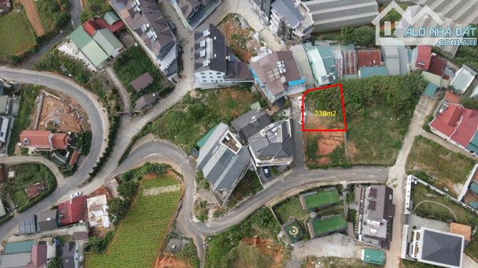 BÁN LÔ ĐẤT ĐẸP TẠI ĐỒI CAO THẮNG – ĐÀ LẠT  Vị trí: Đồi Cao Thắng, Phường 7, TP. Đà Lạt - 1