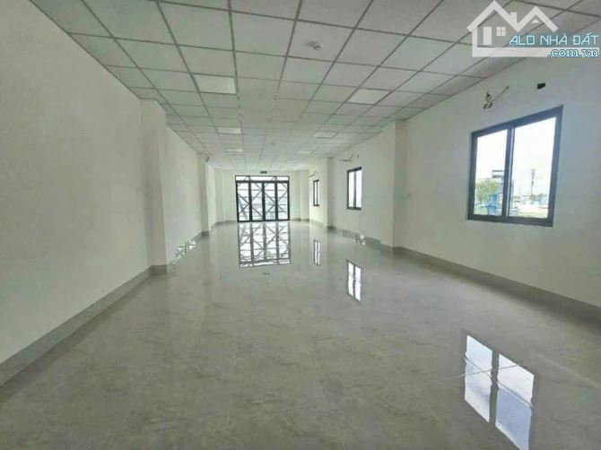 cho thuê mặt bằng làm văn phòng tòa nhà mặt tiền đường 30/4 - 1