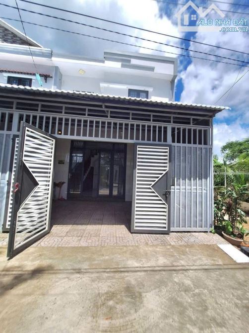 bán nhà trệt lầu góc 2 mặt tiền đường huỳnh thị nở, ngang đến 6,8m giá bán chỉ - 1