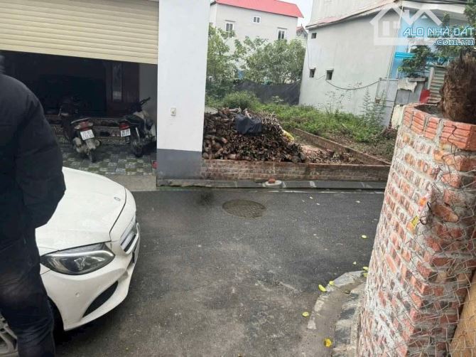 BÁN ĐẤT ĐẸP GẦN BÌA LÀNG CỔ LOA 55m2 – Ô TÔ ĐỖ TẬN CỬA CHỈ NHỈNH 5 TỶ XÍU. - 1