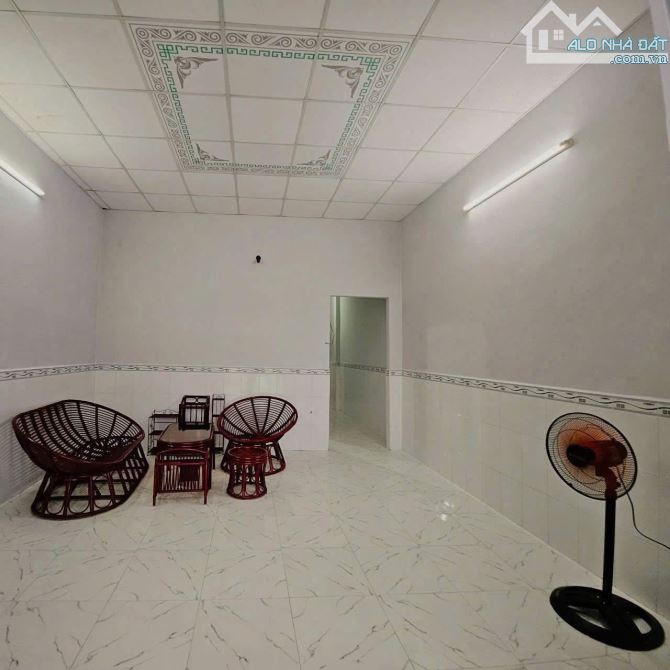 Vỡ nợ nên bán nhà c4 ở Tân Thới Nhì Hóc Môn 5x22 ( 112m2 ) 700 TRIỆU Sổ hồng riêng - 1