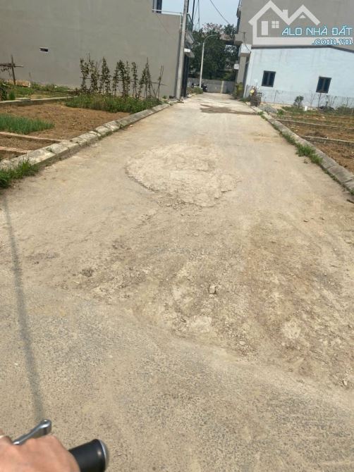 Bán 63m đất trung tâm xã tân xã , cạnh tòa chung cư 7 tầng . - 1